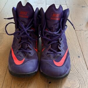 Nike Prime Hype DG II Basketball shoe